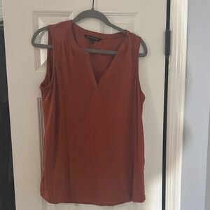 41 Hawthorn Brown Sleeveless Blouse with V-neckline